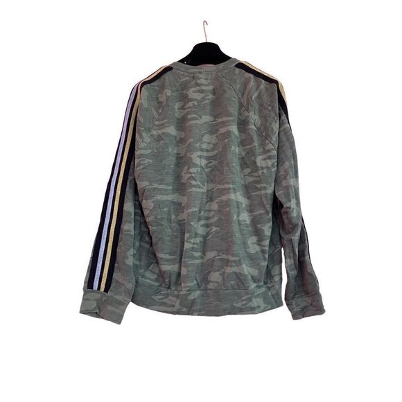 Monrow Women's Green Camo Striped Trim Rayon Blend Pullover Sweatshirt Medium - Picture 5 of 9